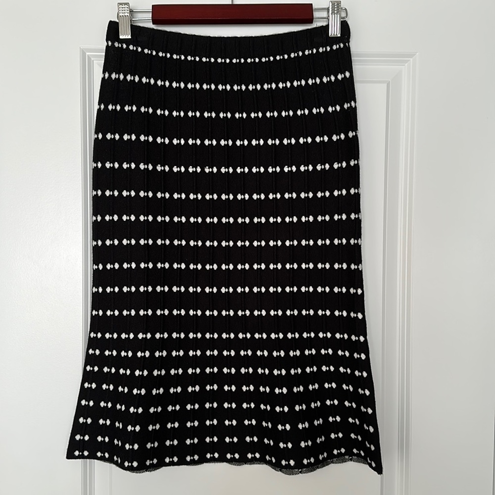 Brand New knit skirt